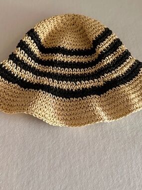 GAP Straw Bucket Hat
